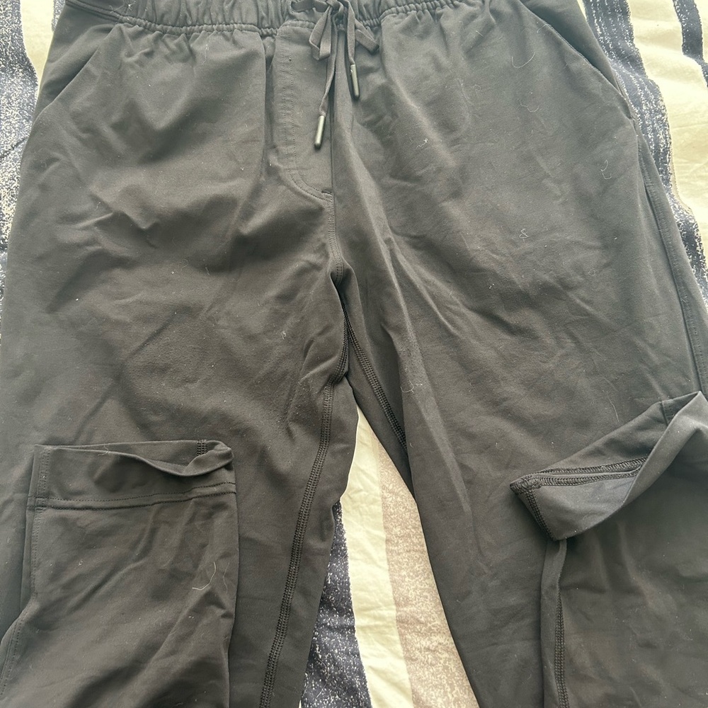 Lululemon black pants